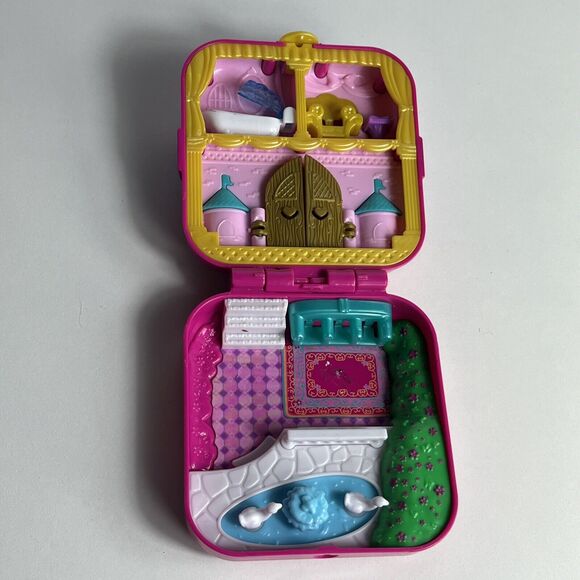 Polly Pocket Compacts Pink & Purple One Figure - Picture 6 of 7